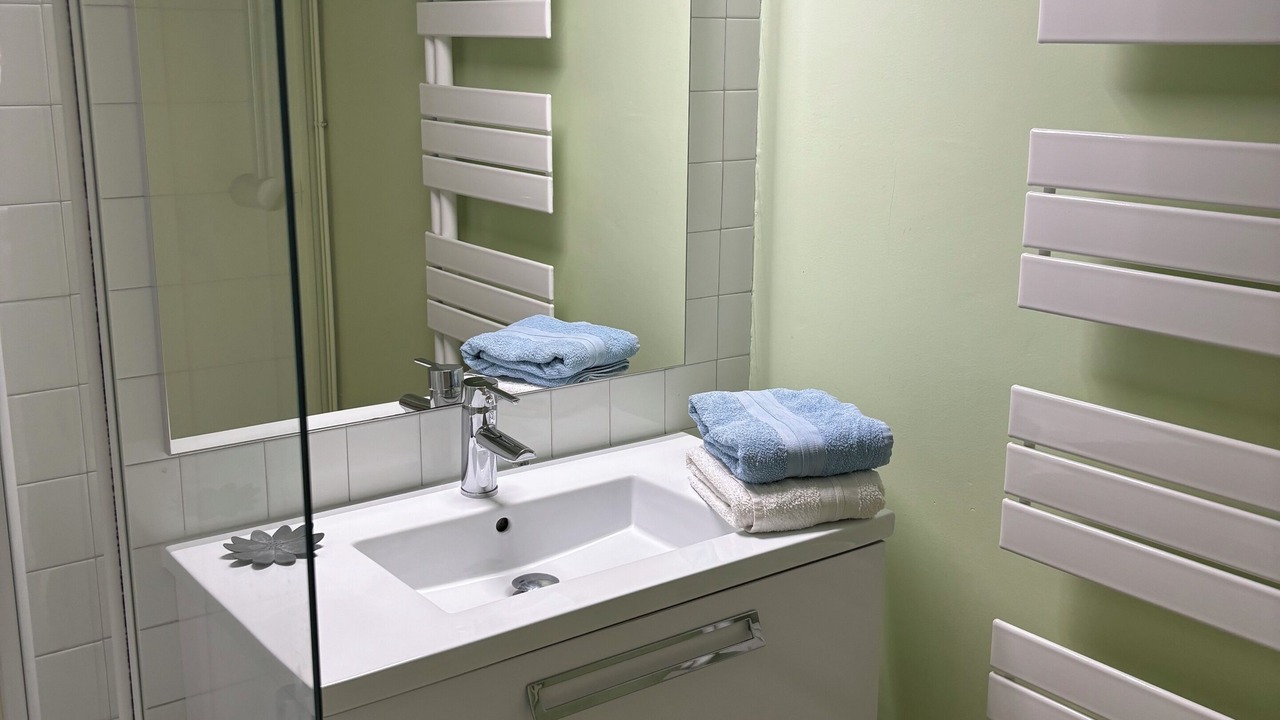 Photo of Bathroom in Saint-Gilles-Croix-de-Vie