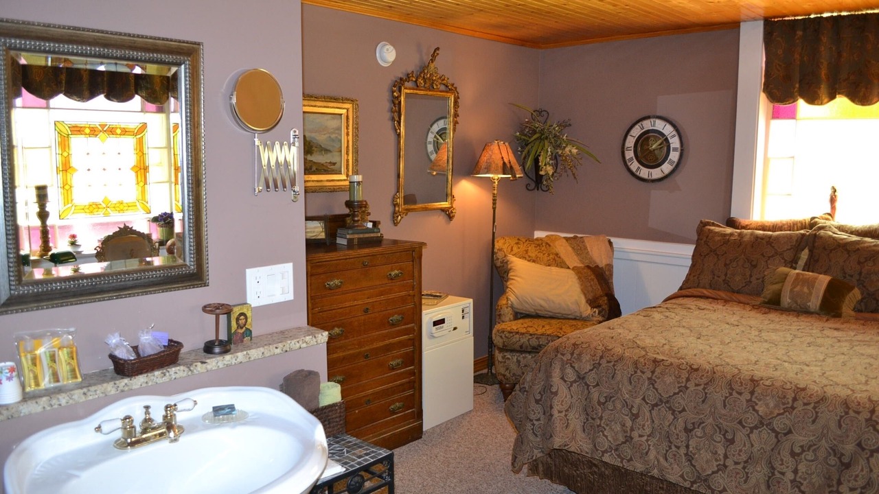 Photo of Bedroom in Wolfeboro