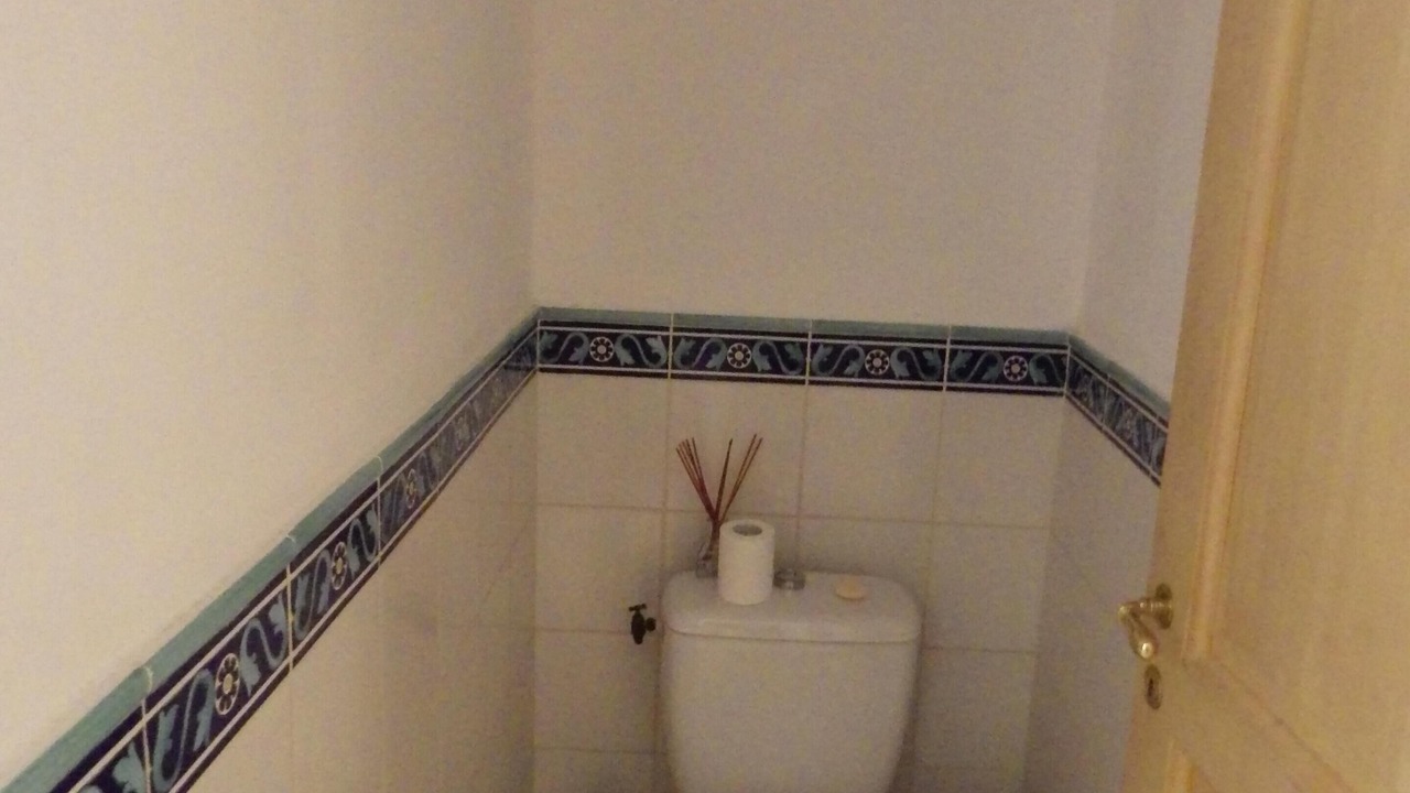 Photo of Bathroom in Caderousse