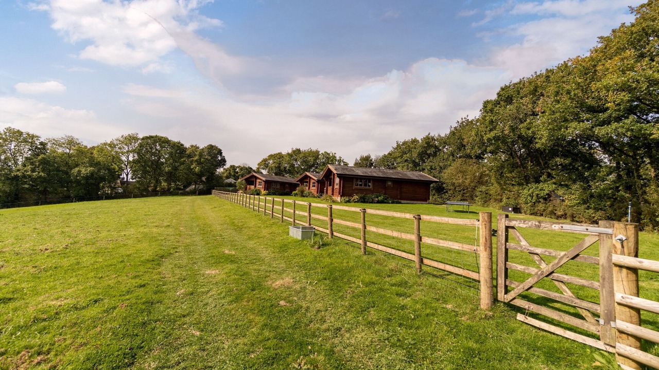 Photo of Others in Highampton