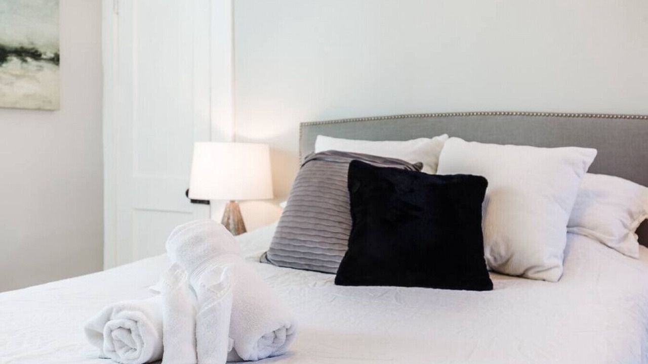 Photo of Bedroom in Mount Auburn