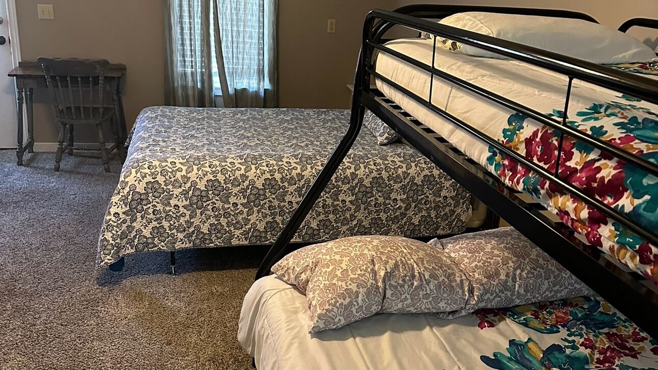 Photo of Bedroom in Greenwood