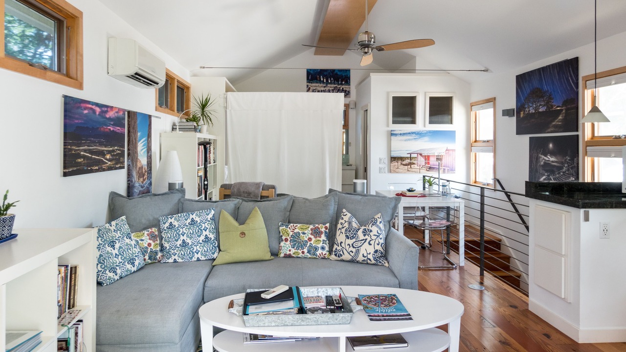 Photo of Livingroom in North University