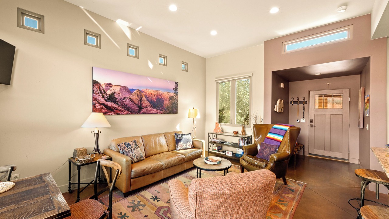Photo of Livingroom in Kayenta