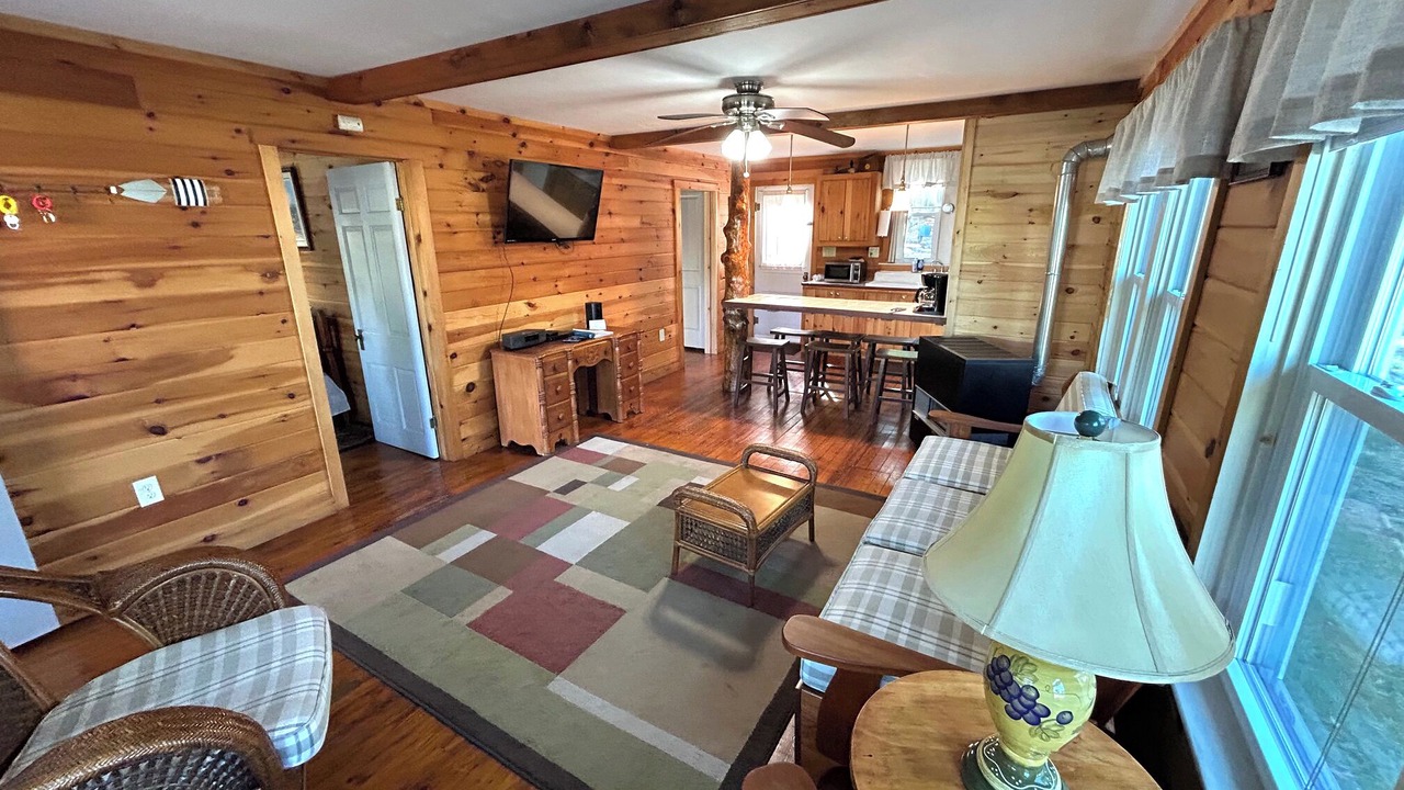 Photo of Livingroom in Moon Lake Cottages