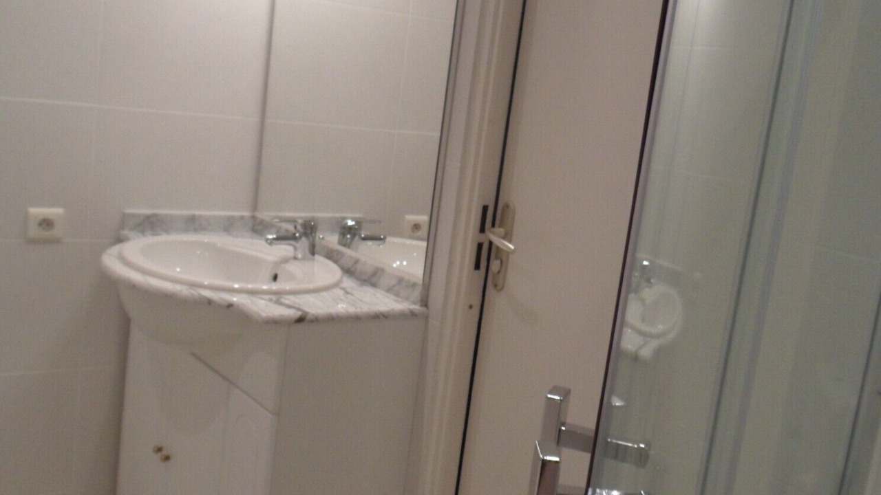 Photo of Bathroom in Aigues-Mortes