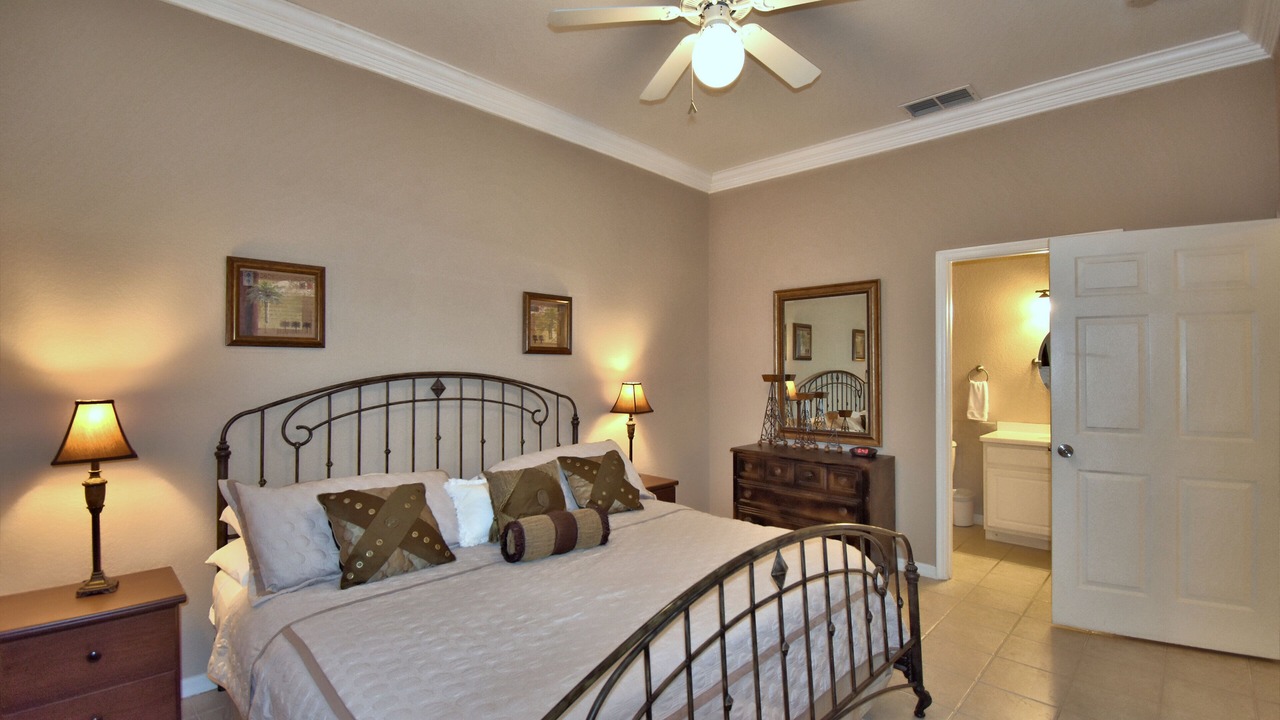 Photo of Bathroom in Bahama Bay