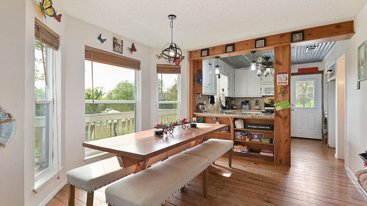 Photo of Bedroom in Smithville