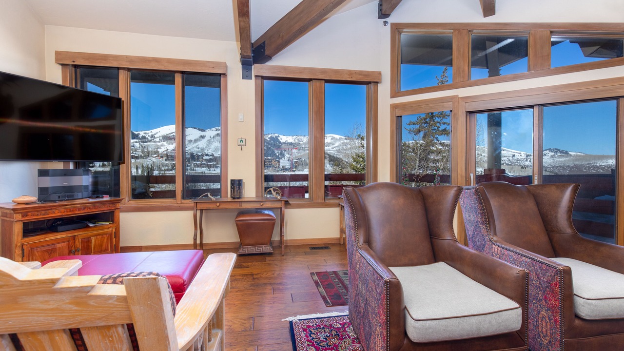 Photo of Livingroom in Deer Valley
