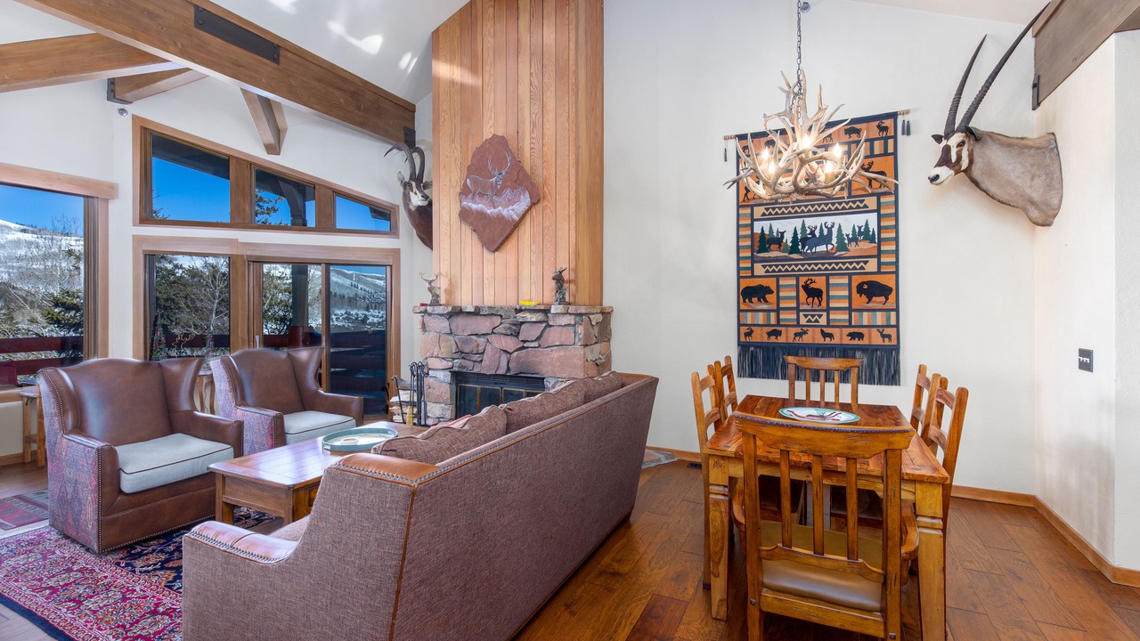 Photo of Livingroom in Deer Valley