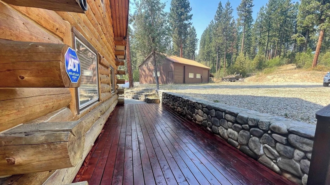 Photo of Patio Balcony in Garden Valley