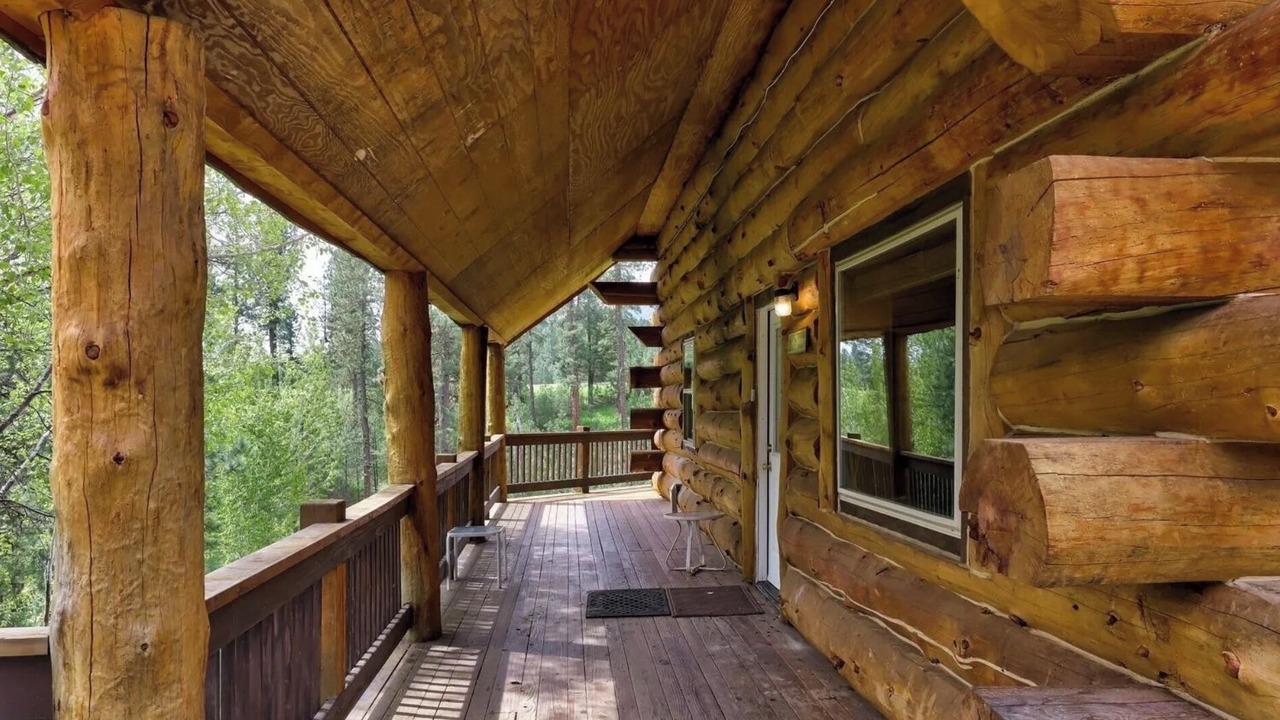 Photo of Patio Balcony in Garden Valley