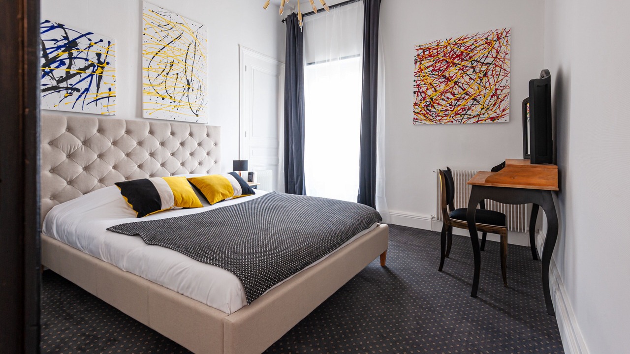 Photo of Bedroom in Saint-Etienne-de-Saint-Geoirs