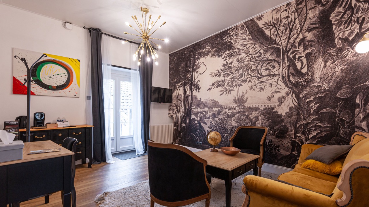 Photo of Livingroom in Saint-Etienne-de-Saint-Geoirs