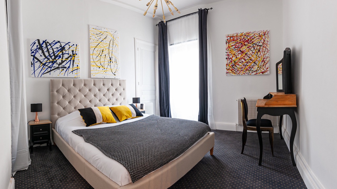 Photo of Bedroom in Saint-Etienne-de-Saint-Geoirs