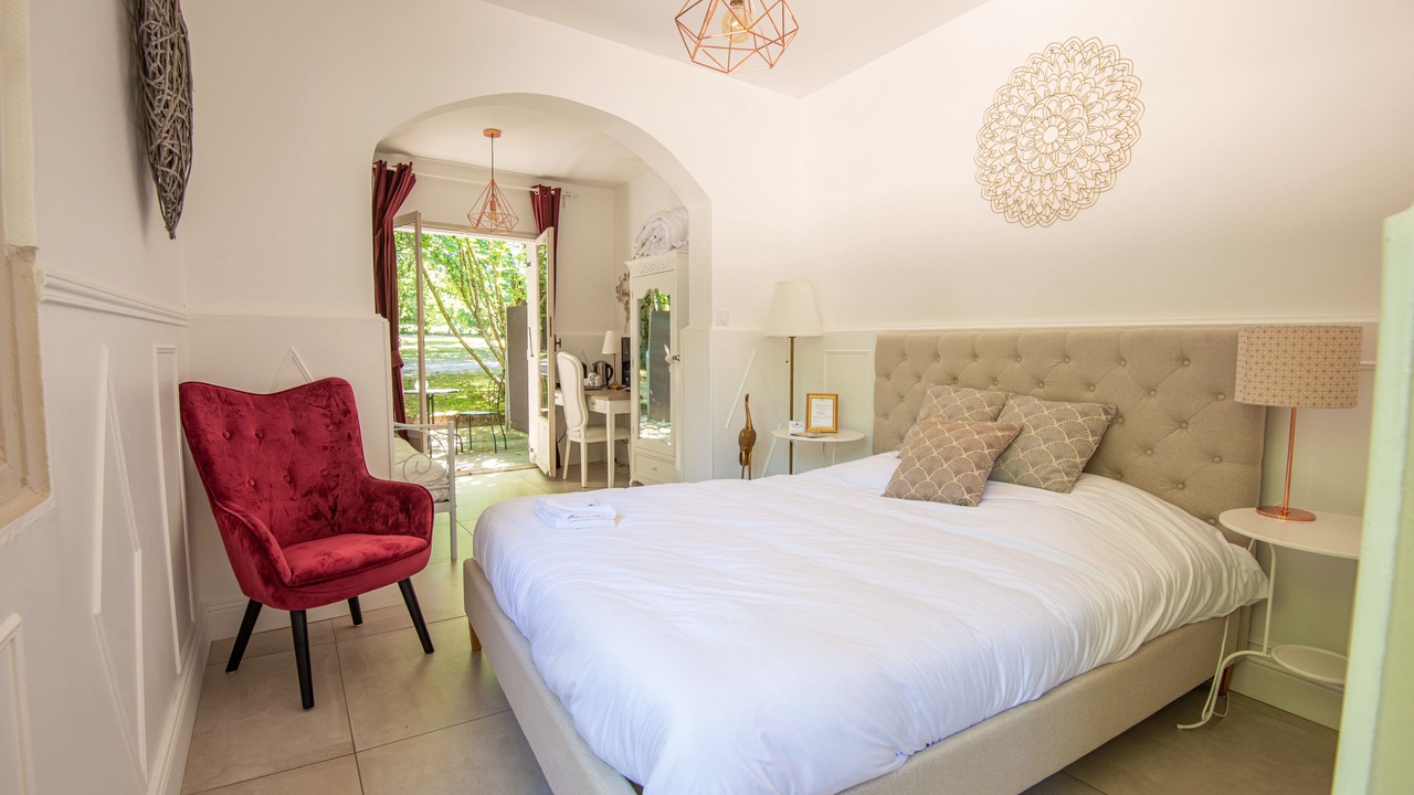 Photo of Bedroom in Saint-Etienne-de-Saint-Geoirs