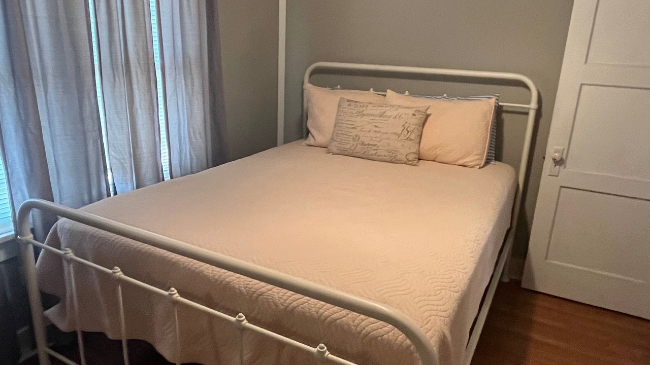 Photo of Bedroom in Eufaula