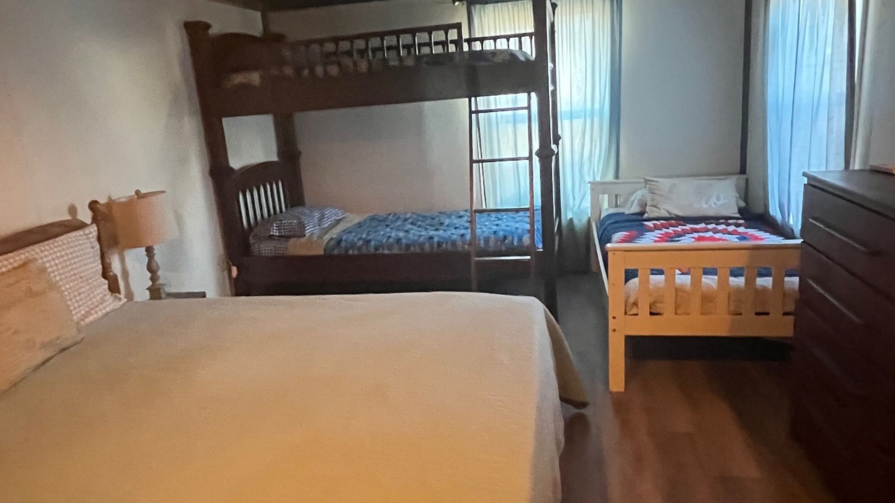 Photo of Bedroom in Eufaula