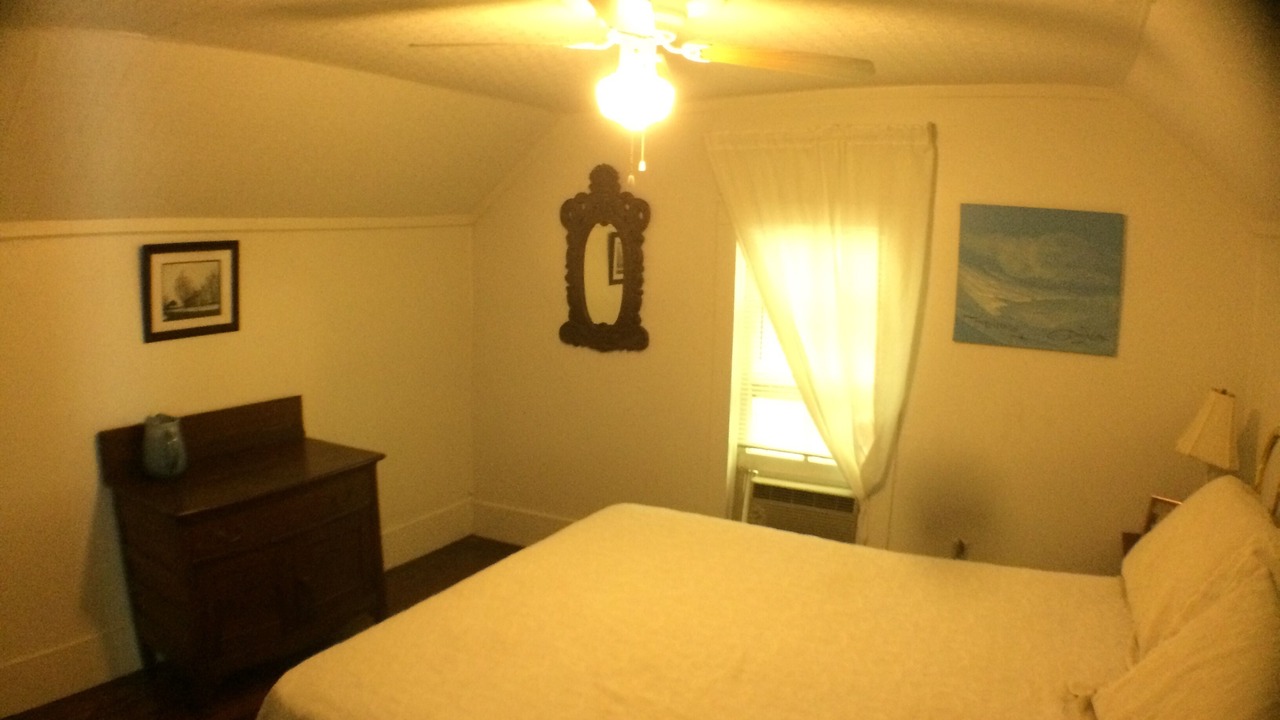 Photo of Bedroom in Eureka Springs Historic District