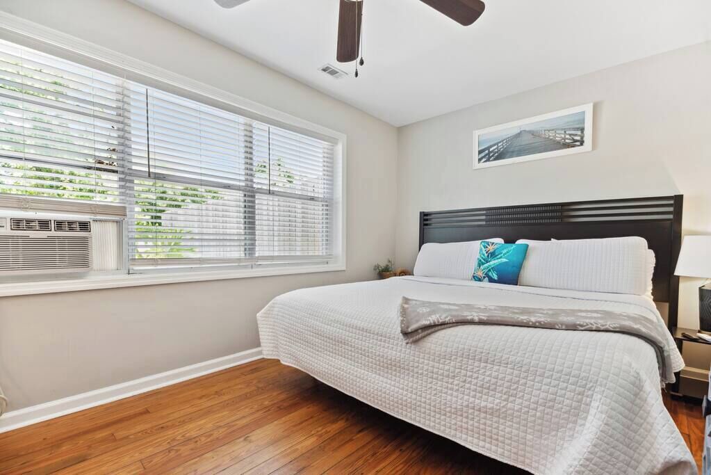 Photo of Bedroom in Saint Simons Heights