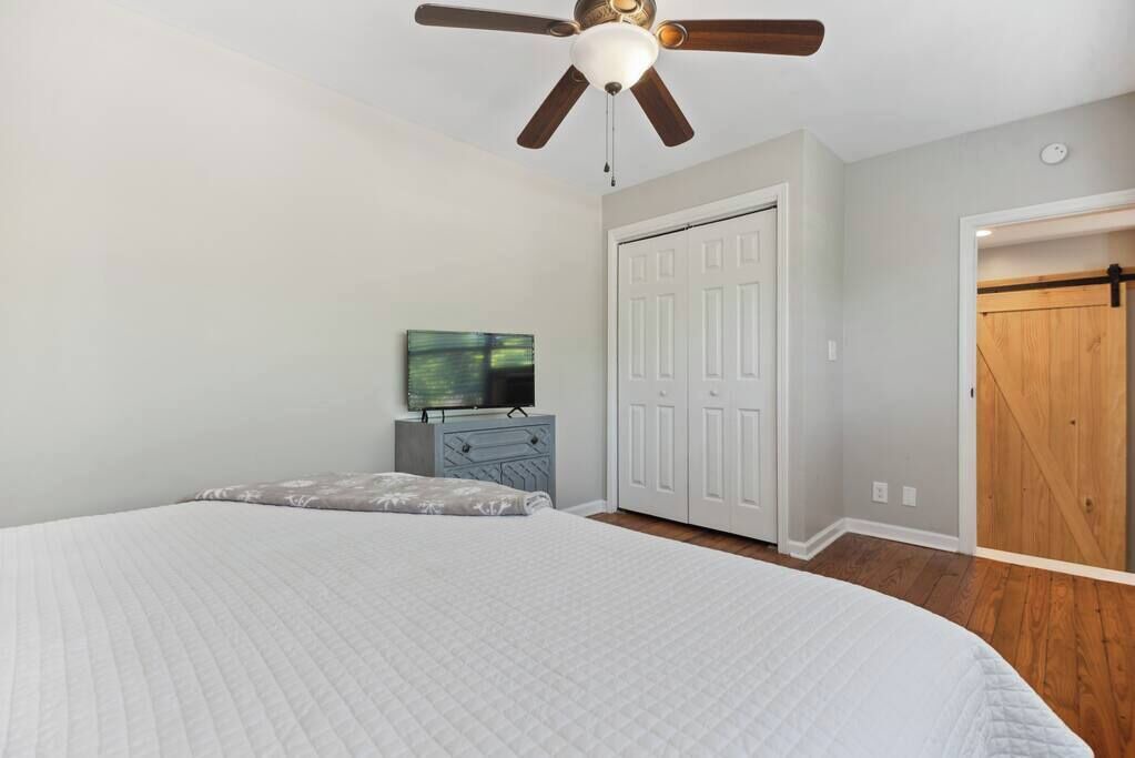 Photo of Bedroom in Saint Simons Heights