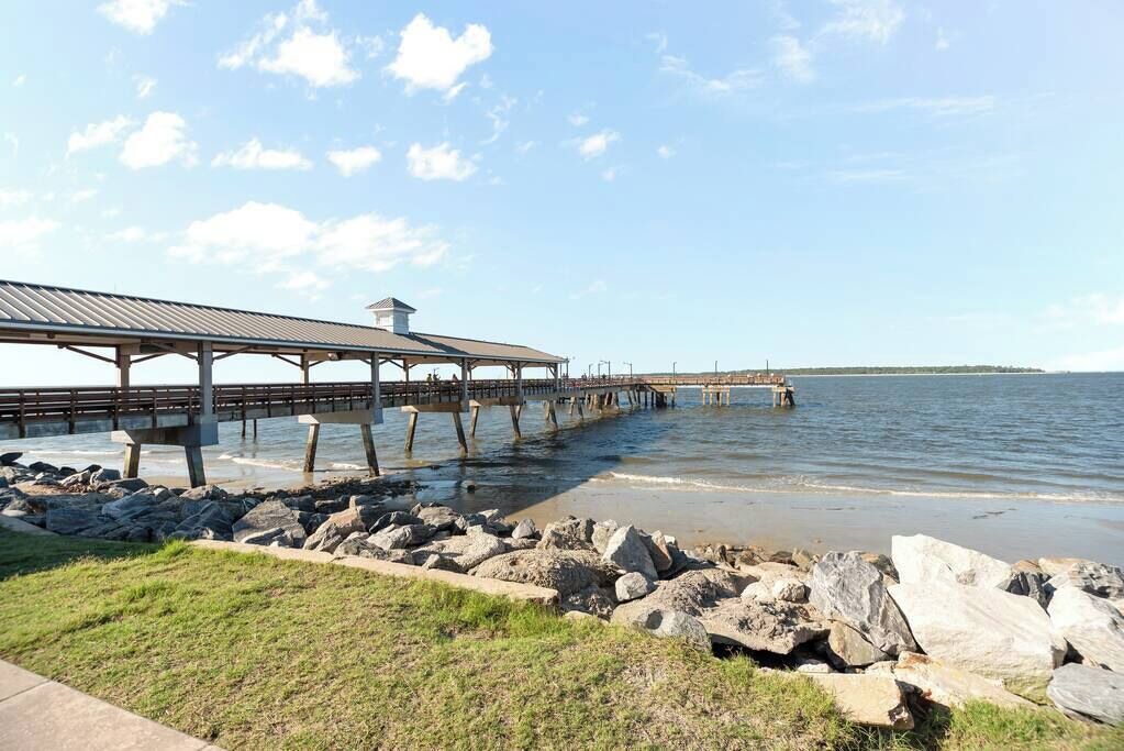 Photo of Others in Saint Simons Heights