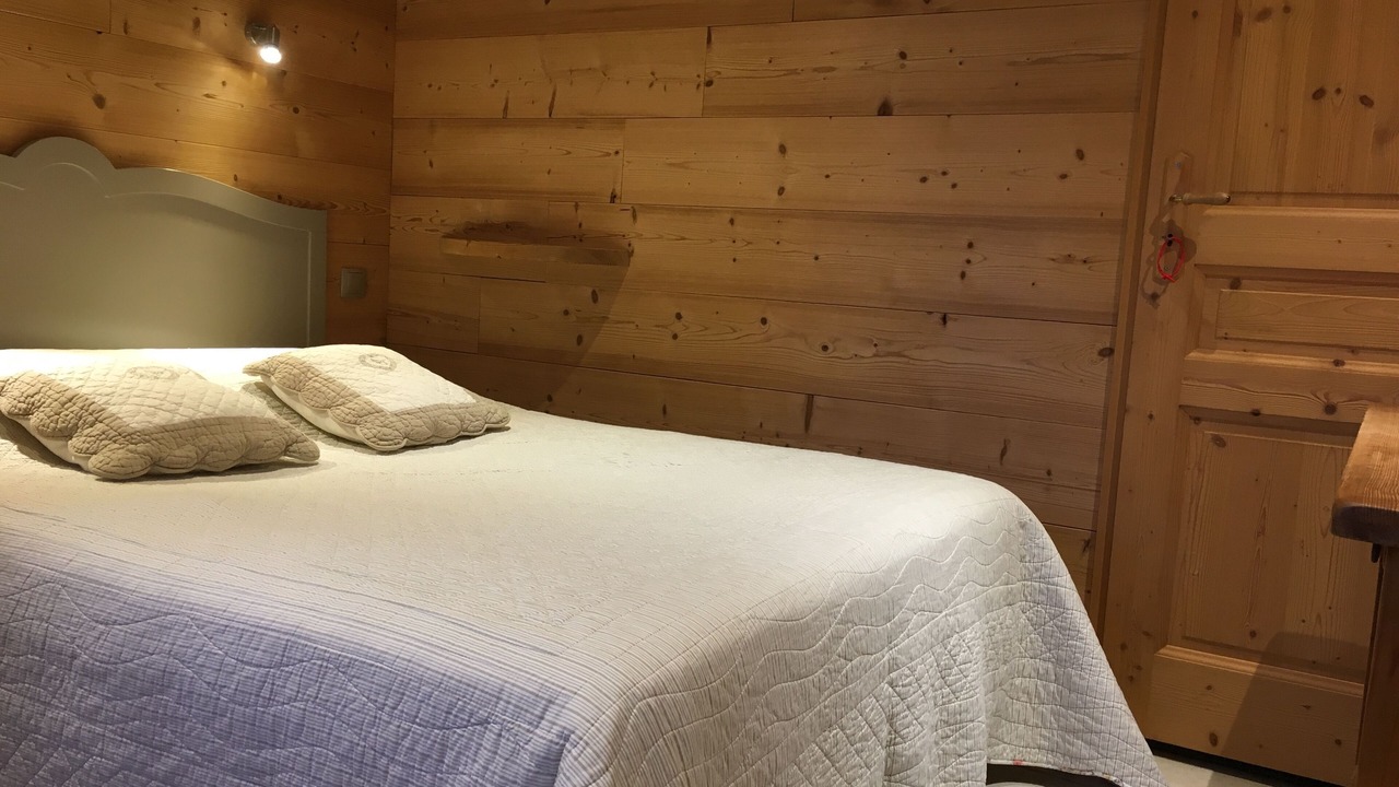 Photo of Bedroom in Sampzon