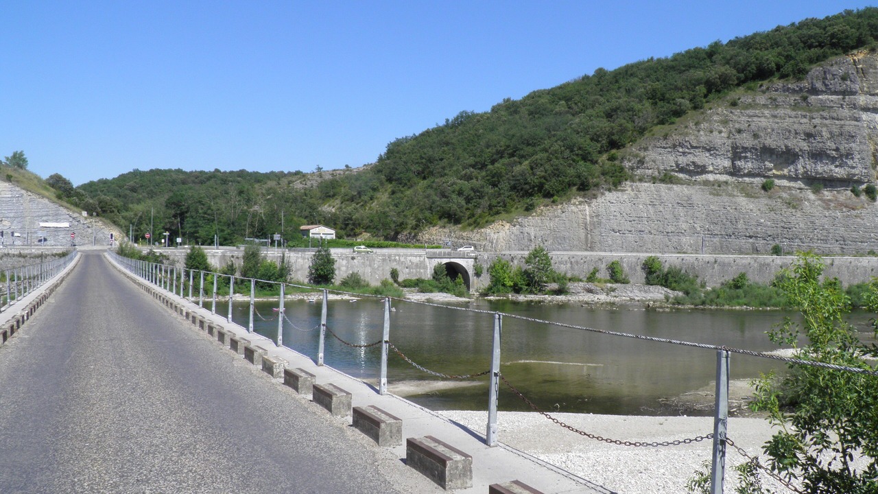 Photo of Others in Sampzon