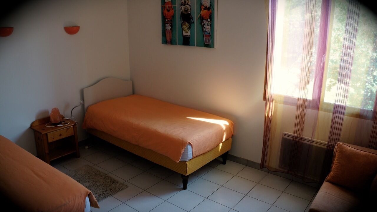 Photo of Bedroom in Sampzon