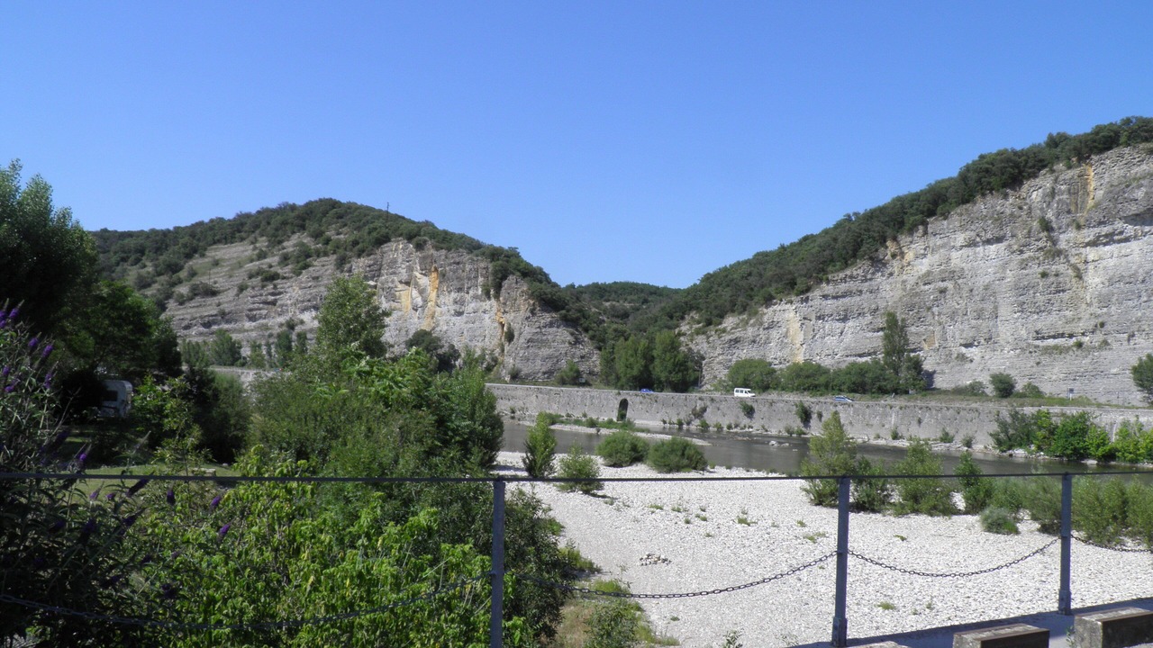 Photo of Others in Sampzon