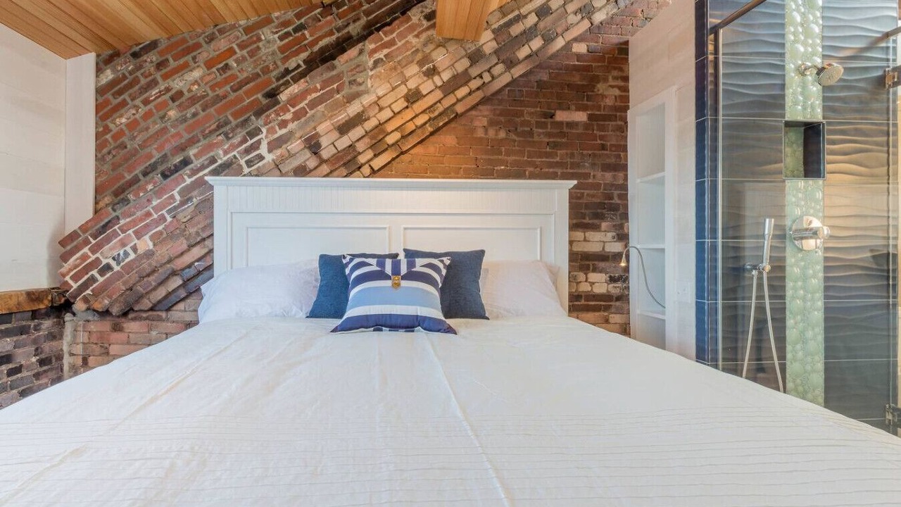 Photo of Bedroom in Downtown Portland