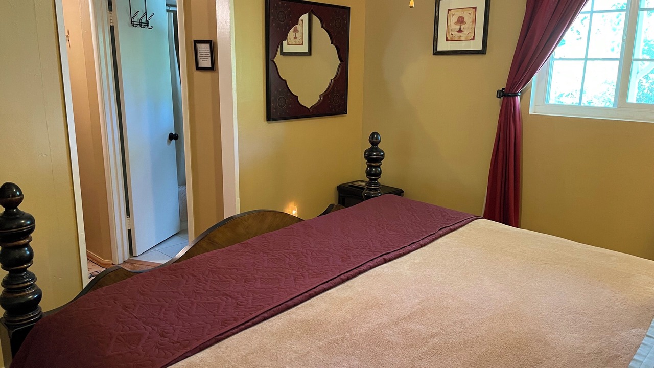 Photo of Bedroom in Murphys