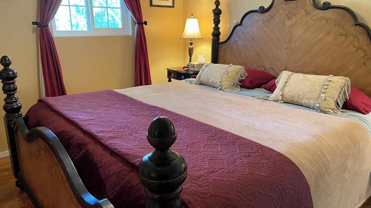 Photo of Bedroom in Murphys