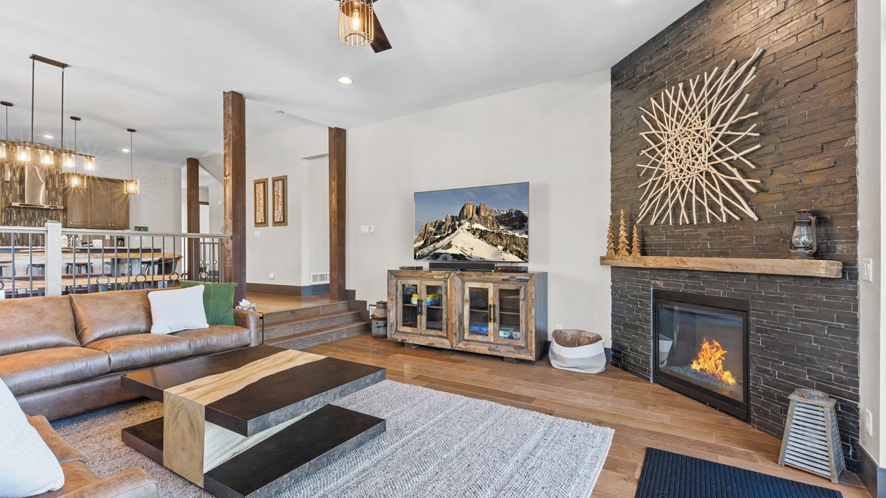 Photo of Livingroom in Baldy Mountain