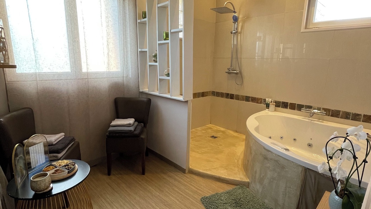 Photo of Bathroom in Petit-Caux