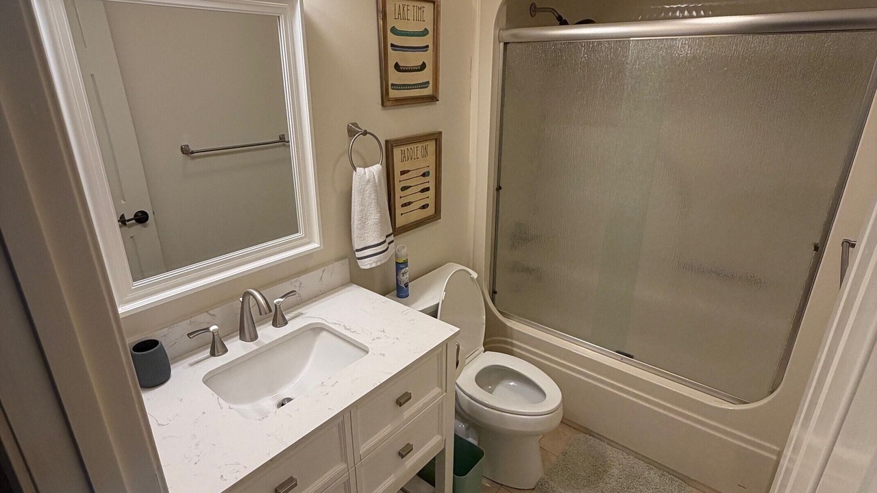 Photo of Bathroom in Benton