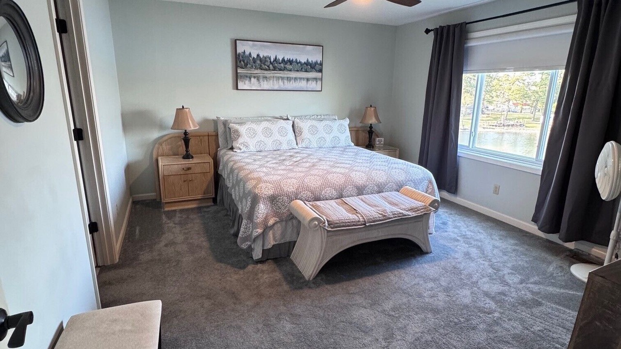 Photo of Bedroom in Benton