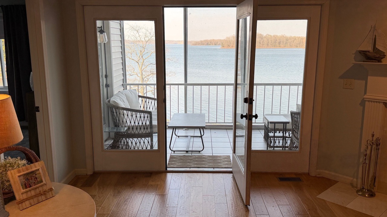 Photo of Livingroom in Benton