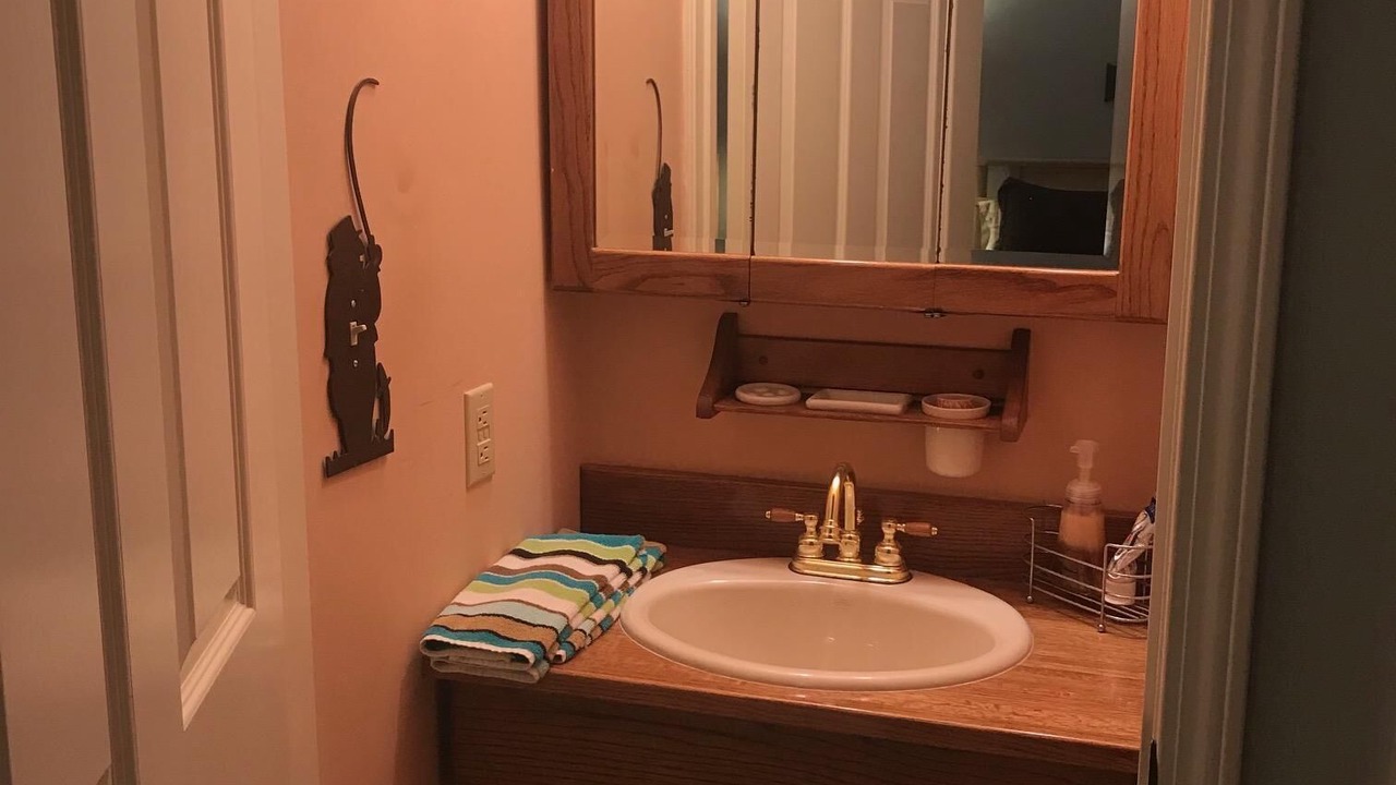 Photo of Bedroom in Benton