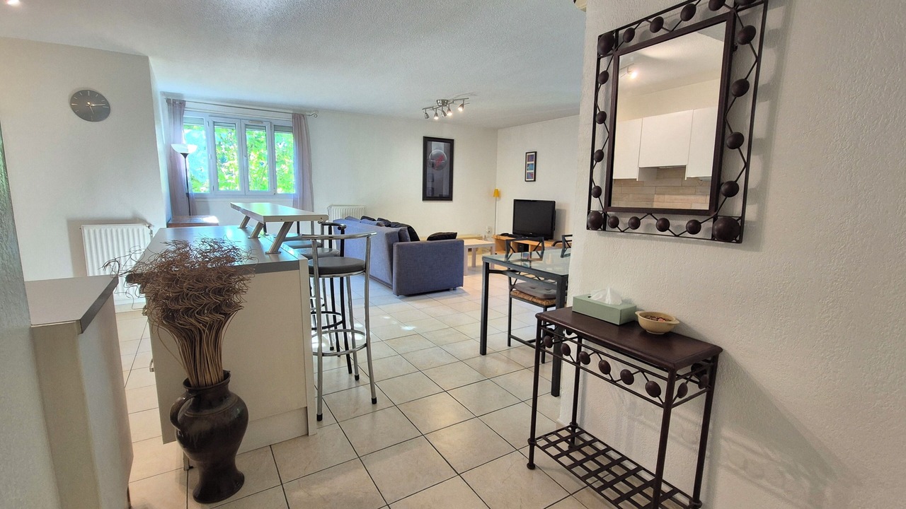 Photo of Livingroom in Antigone