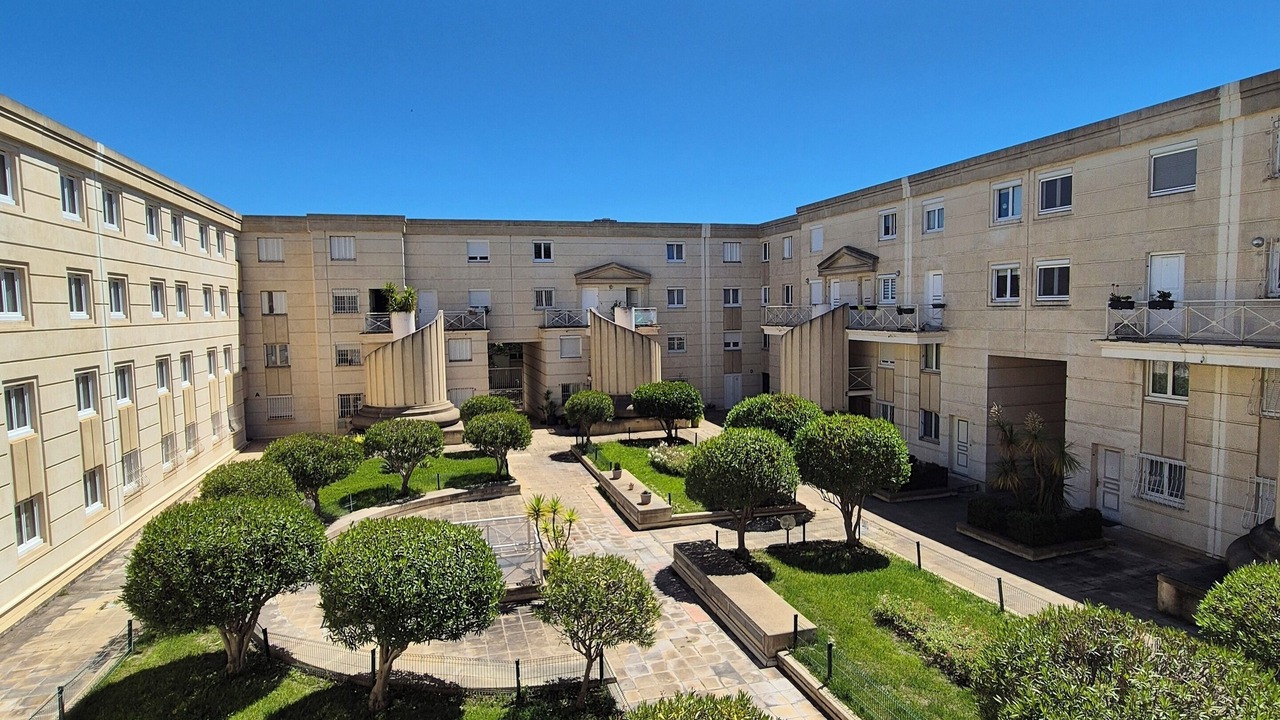 Photo of Outdoor in Antigone