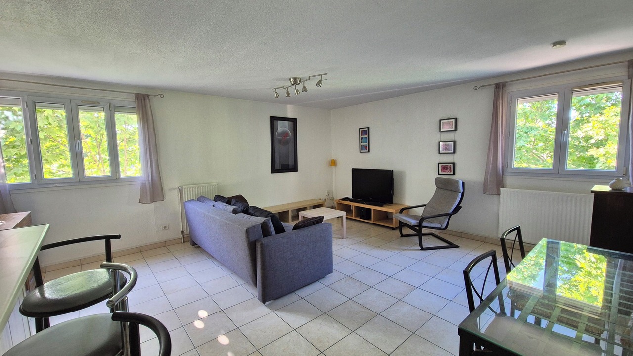 Photo of Livingroom in Antigone