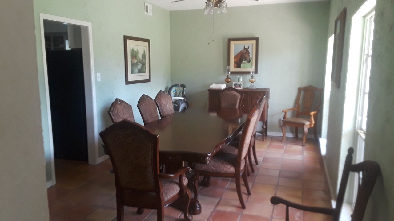 Photo of Livingroom in Red Rock