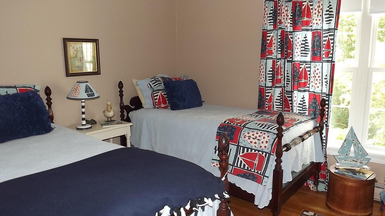 Photo of Others in Granite Point