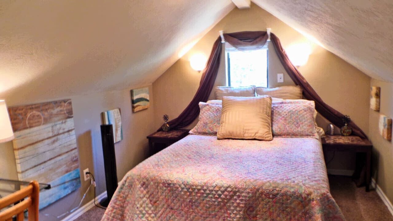 Photo of Bedroom in Valley Ridge