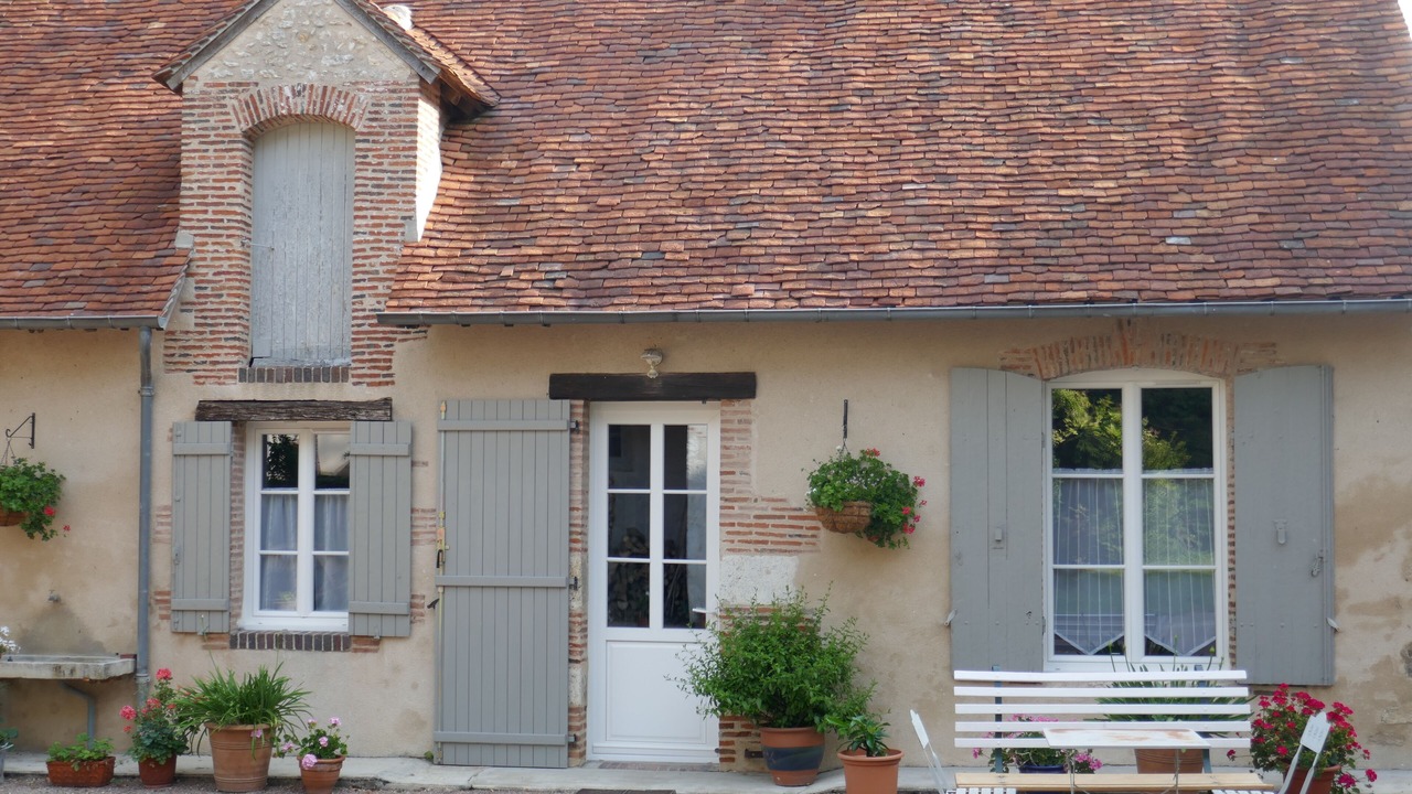Photo of Outdoor in Adon