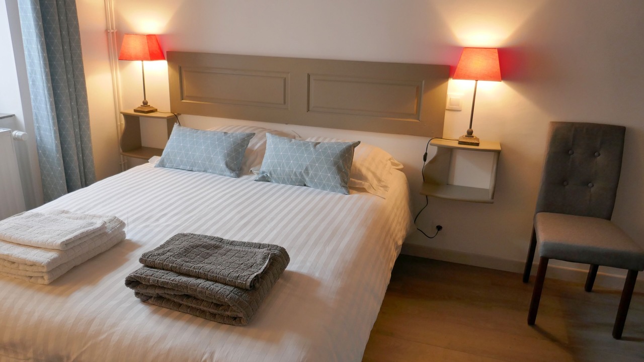 Photo of Bedroom in Adon