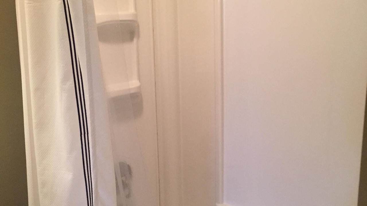 Photo of Bathroom in Murray