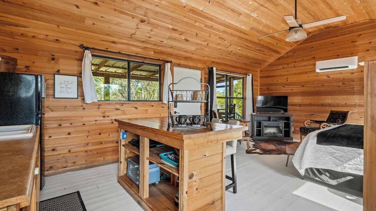 Photo of Bedroom in Fredericksburg