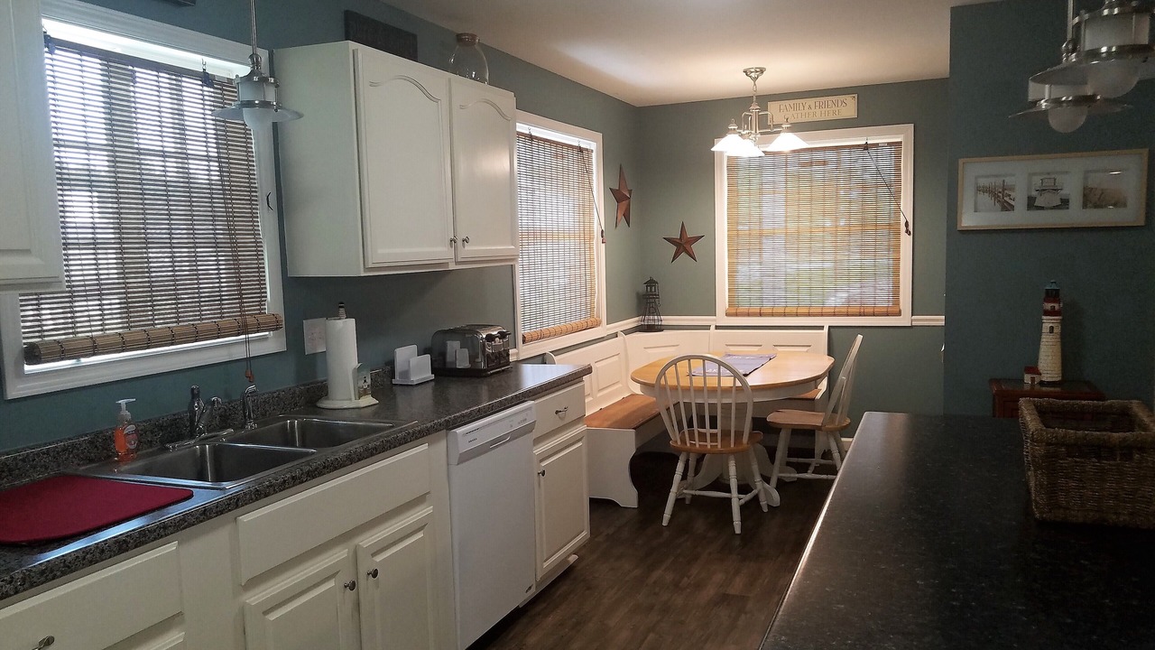 Photo of Kitchen in North Lakeport
